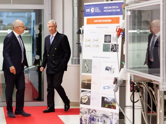 Brussels Photonics Professor Hugo Thienpont and King Philippe - Filip of Belgium pictured during a royal visit to the VUB Photonics Campus, in Gooik, on Tuesday 05 May 2026. The King and Queen visit the province of Flemish Brabant, making several stops along the way.  BENOITxDOPPAGNE 172947577