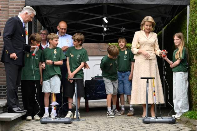King Philippe And Queen Mathilde Visit The Province of Flemish Brabant VLAAMS-BRABANT, BELGIUM - MAY 05: King Philippe of Belgium and Queen Mathilde of Belgium pictured visiting VUB STEAM Academie in Pajottegem during a trip to the province of Flemish Brabant on May 05, 2026 in Vlaams-Brabant, Belgium, 05 05 2026 Vlaams-Brabant Belgium  Copyright: xPhilipxReynaersx