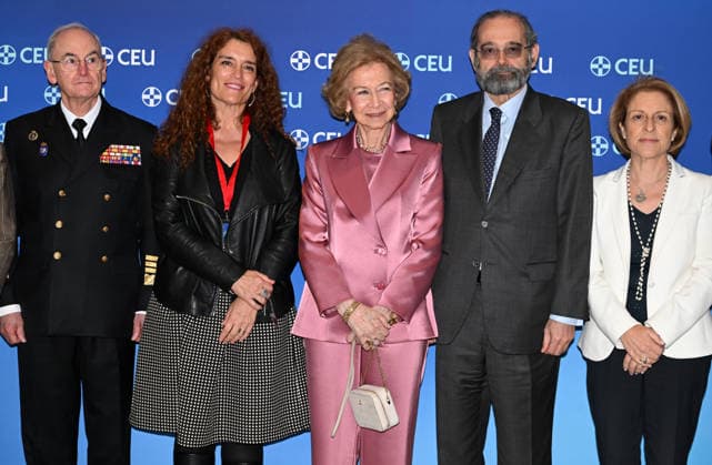 Queen Sofia presides over the inauguration of the congress The Spanish Monarchy and the independence of the United States 250th anniversary Queen Sofia arrives at the Faculty of Economics and Business Administration of the University CEU San Pablo, to preside over the inauguration of the congress The Spanish Monarchy and the independence of the United States 250th anniversary, on May 5, 2026, in Madrid Spain QUEEN GENTE José Madrid Madrid Madrid Spain  Copyright: xJosÃ xOlivax 7501034