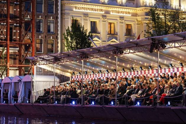 AMSTERDAM - The May 5th concert on the Amstel at the Royal Theatre CarrÃ . Traditionally, the concert marks the conclusion of the National Liberation Celebration. RAMON VAN FLYMEN ANP netherlands out - belgium out  Copyright: xx x557576190x originalFilename: 557576190.jpg