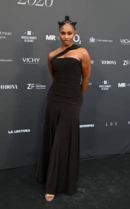 YO DONA Womens Power Awards 2026 Nia during the YO DONA Womens Power Awards 2026 gala held at the Real Fábrica de Tapices, on May 5, 2026, in Madrid Spain El Mundo and Yo Dona present the Womens Power Awards to nine exceptional women PHOTOCALL AWARDS José Madrid Madrid Madrid Spain  Copyright: xJosÃ xOlivax 7501912