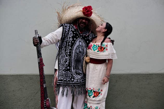 May 5, 2026, Mexico City, Cdmx, Mexico: The most famous reenactment of the Battle of Puebla has been performed for 96 years in the Peo±o³n de los Bao±os area of the Venustiano Carranza region, right next to Mexico City International Airport. Dressed as Zacapoaxtlas and French, they parade through the streets with homemade cannons and rifles that explode with gunpowder, simulating the battle between the two armies. The original battle arose because President Benito Juo¡rez refused to continue paying the foreign debt due to the economic crisis following the Reform War. England, Spain, and France signed an agreement to send troops to Mexico to demand payment of that debt; of these countries, only France sent its troops, led by Napoleon - ZUMAp204 20260505_zip_p204_035 Copyright: xJosuexPerezx