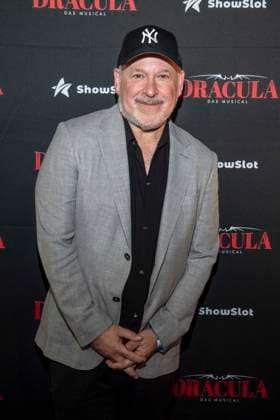 ABB DRACULA Frank Wildhorn on the blue carpet at the premiere of Dracula The Musical at BlueMax Theater on 05 05 2026 in Berlin Berlin Germany