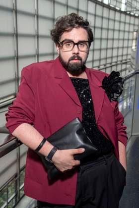ABB DRACULA Steven Preisner on the blue carpet at the premiere of Dracula The Musical at BlueMax Theater on 05 05 2026 in Berlin Berlin Germany