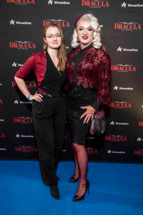 ABB DRACULA daughter Kira Teichert and Sheila Wolf on the blue carpet at the premiere of Dracula The Musical at BlueMax Theater on 05 05 2026 in Berlin Berlin Germany