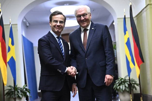 STOCKHOLM, SVERIGE 20260506 Statsminister Ulf Kristersson (M) tar emot Tysklands förbundspresident Frank-Walter Steinmeier för ett bilateralt möte i Stockholm. STOCKHOLM SVERIGE x10080x *** STOCKHOLM, SWEDEN 20260506 Prime Minister Ulf Kristersson M receives German Federal President Frank Walter Steinmeier for a bilateral meeting in Stockholm STOCKHOLM SWEDEN x10080x  Copyright: xFredrikxSandberg TTx STATSMINISTERN OCH TYSKLANDS PRESIDENT EInAw-FlCrw