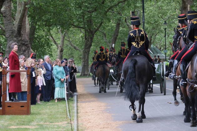 . 06 05 2026. London, United Kingdom. 41 Gun Royal Salute Hyde Park. The King s Troop Royal Horse Artillery fire a 41 Gun Salute in Hyde Park to mark the anniversary of the Coronation of His Majesty The King.  xMartynxWheatleyx xi-Imagesx IIM-26749-0009