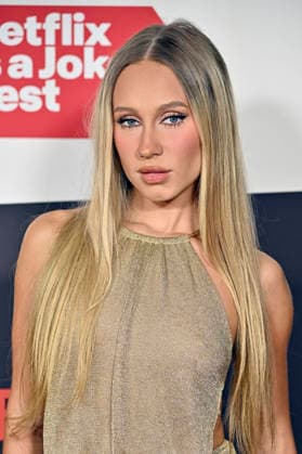 Alison Ogden at the live event of the Netflix talent show Funny AF with Kevin Hart at the United Theater Los Angeles, 05 05 2026 Foto:xD.xStarbuckx xFuturexImagex hart_6511