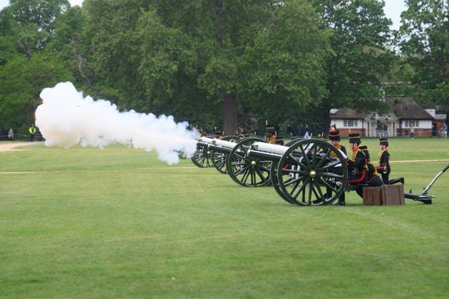 41 Gun Royal Salute for Third Anniversary of King Charles III s Coronation at Hyde Park, London, UK - Wednesday 6 May 2026 A general view of The King s Troop, Royal Horse Artillery performing a 41 gun Royal Salute to mark the Third Anniversary of the Coronation of King Charles III on the 6th May - Hyde Park, London, England, UK on Wednesday 6 May, 2026. Credit Justin, Credit:Justin Ng Avalon UK, England, London, Hyde Park Copyright: xJustinxNgx xAvalonx 1096902348