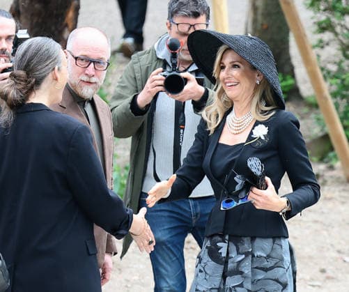 Dutch Royals Visit the 2026 Venice Art Biennale - Venice Willem-Alexander of the Netherlands and Máxima of the Netherlands visit the Dutch Pavilion in Venice, Italy on May 6, 2026. Photo by Matteo Chinellato IPA ABACAPRESS.COM Venice Italy  Copyright: xIPA ABACAx