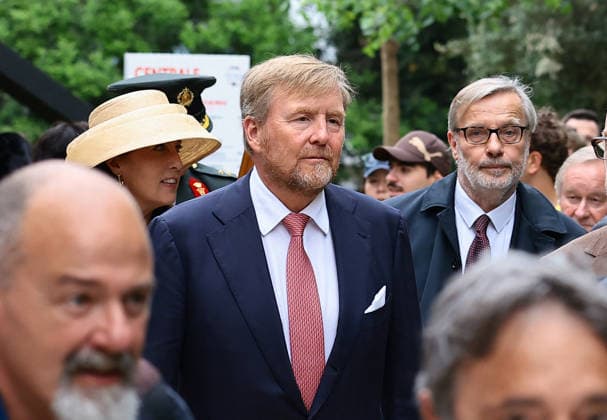 Dutch Royals Visit the 2026 Venice Art Biennale - Venice Willem-Alexander of the Netherlands and Máxima of the Netherlands visit the Dutch Pavilion in Venice, Italy on May 6, 2026. Photo by Matteo Chinellato IPA ABACAPRESS.COM Venice Italy  Copyright: xIPA ABACAx