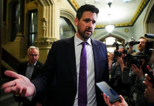 May 6, 2026, Ottawa, On, Canada: Minister of Justice Sean Fraser arrives to a caucus meeting on Parliament Hill in Ottawa on Wednesday, May 6, 2026. Ottawa Canada  - ZUMAc35_ 20260506_zaf_c35_008 Copyright: xSeanxKilpatrickx