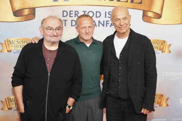 Cinema premiere,May 14, 2026 Sigi Zimmerschied, Maximilian Brückner and Heiner Lauterbach at the premiere of the Bavarian comedy Ein Münchner im Himmel Der Tod ist nur der Anfang in a festive setting, shortly before the official cinema release on May 14, 2026 at Mathäser Filmpalast München, 06 05 2026 Munich Maltäser KIno Bayern D Copyright: xAgenturxMatthiasxWehnertx xReinhardxZichyx