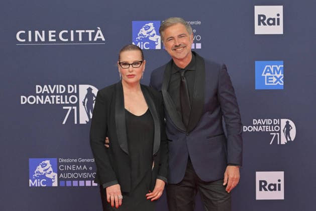 News - 71^ Edizione David di Donatello 2026 - Cerimonia di Premiazione Beppe Convertini and Simona Borion attend the photocall during the 71th David Di Donatello at Cinecitta Studios on May 06, 2026 in Rome, Italy Roma Roma Italy Copyright: xRobertoxBettacchix xLiveMediax LPN_2434640