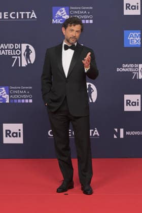 News - 71^ Edizione David di Donatello 2026 - Cerimonia di Premiazione Vinicio Marchioni attends the photocall during the 71th David Di Donatello at Cinecitta Studios on May 06, 2026 in Rome, Italy Roma Roma Italy Copyright: xRobertoxBettacchix xLiveMediax LPN_2434712