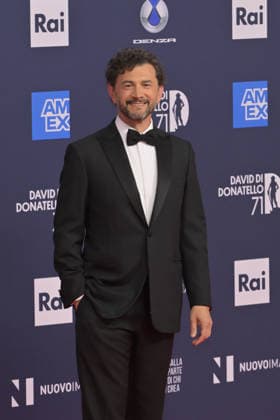 News - 71^ Edizione David di Donatello 2026 - Cerimonia di Premiazione Vinicio Marchioni attends the photocall during the 71th David Di Donatello at Cinecitta Studios on May 06, 2026 in Rome, Italy Roma Roma Italy Copyright: xRobertoxBettacchix xLiveMediax LPN_2434715