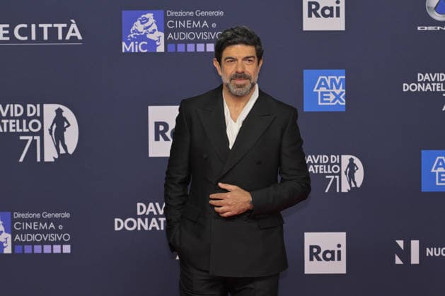 News - 71^ Edizione David di Donatello 2026 - Cerimonia di Premiazione Pierfrancesco Favino attends the photocall during the 71th David Di Donatello at Cinecitta Studios on May 06, 2026 in Rome, Italy Roma Roma Italy Copyright: xRobertoxBettacchix xLiveMediax LPN_2435062