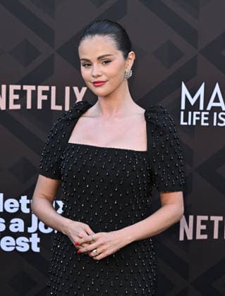 ˜Marty, Life is Short™ Premiere Selena Gomez arriving to the premiere of Marty, Life is Short at the Egyptian Theatre on May 6, 2026 in Hollywood, CA. Hollywood Egyptian Theatre California USA Copyright: xStarbuck xAFF-USA.COMx