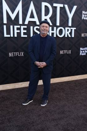 Marty, Life Is Short Premiere LOS ANGELES, CALIFORNIA - MAY 06: Billy Crystal at the Los Angeles Premiere of Netflix s Marty, Life Is Short at The Egyptian Theatre Hollywood on May 06, 2026 in Los Angeles, California. Credit: AdMedia EDITORIAL USE ONLY  Copyright: xx AdMediax admphotostwo987272