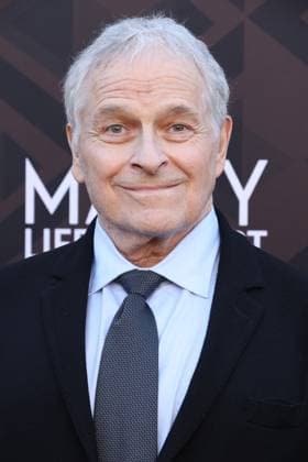 Marty, Life Is Short Premiere LOS ANGELES, CALIFORNIA - MAY 06: Lawrence Kasdan at the Los Angeles Premiere of Netflix s Marty, Life Is Short at The Egyptian Theatre Hollywood on May 06, 2026 in Los Angeles, California. Credit: AdMedia EDITORIAL USE ONLY  Copyright: xx AdMediax admphotostwo987281