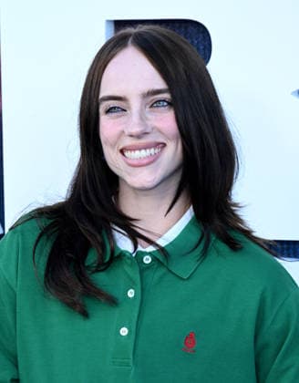 ˜Billie Eilish-Hit Me Hard and Soft: The Tour™ LA Premiere Billie Eilish arriving to Paramount Picture™s Billie Eilish-Hit Me Hard and Soft: The Tour (Live in 3D) Los Angeles premiere held at the Village Theatre on May 6, 2026 in Westwood, CA. Westwood Village Theatre California USA Copyright: xLeexWattx xAFF-USA.COMx