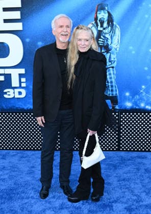 ˜Billie Eilish-Hit Me Hard and Soft: The Tour™ LA Premiere James Cameron and Suzy Amis Cameron arriving to Paramount Picture™s Billie Eilish-Hit Me Hard and Soft: The Tour (Live in 3D) Los Angeles premiere held at the Village Theatre on May 6, 2026 in Westwood, CA. Westwood Village Theatre California USA Copyright: xLeexWattx xAFF-USA.COMx