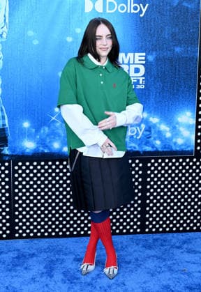 ˜Billie Eilish-Hit Me Hard and Soft: The Tour™ LA Premiere Billie Eilish arriving to Paramount Picture™s Billie Eilish-Hit Me Hard and Soft: The Tour (Live in 3D) Los Angeles premiere held at the Village Theatre on May 6, 2026 in Westwood, CA. Westwood Village Theatre California USA Copyright: xLeexWattx xAFF-USA.COMx