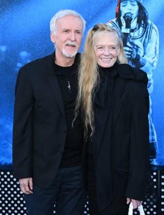 ˜Billie Eilish-Hit Me Hard and Soft: The Tour™ LA Premiere James Cameron and Suzy Amis Cameron arriving to Paramount Picture™s Billie Eilish-Hit Me Hard and Soft: The Tour (Live in 3D) Los Angeles premiere held at the Village Theatre on May 6, 2026 in Westwood, CA. Westwood Village Theatre California USA Copyright: xLeexWattx xAFF-USA.COMx