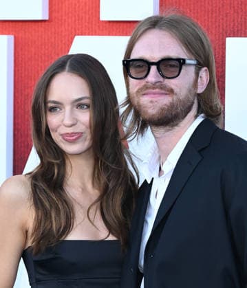 ˜Billie Eilish-Hit Me Hard and Soft: The Tour™ LA Premiere Claudia Sulewski and Finneas O Connell arriving to Paramount Picture™s Billie Eilish-Hit Me Hard and Soft: The Tour (Live in 3D) Los Angeles premiere held at the Village Theatre on May 6, 2026 in Westwood, CA. Westwood Village Theatre California USA Copyright: xLeexWattx xAFF-USA.COMx