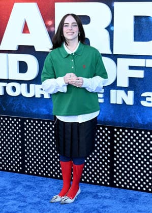 ˜Billie Eilish-Hit Me Hard and Soft: The Tour™ LA Premiere Billie Eilish arriving to Paramount Picture™s Billie Eilish-Hit Me Hard and Soft: The Tour (Live in 3D) Los Angeles premiere held at the Village Theatre on May 6, 2026 in Westwood, CA. Westwood Village Theatre California USA Copyright: xLeexWattx xAFF-USA.COMx