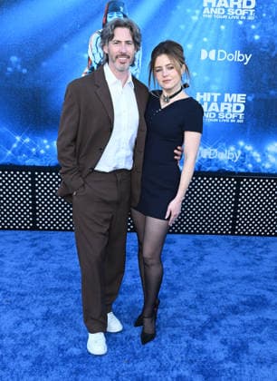 ˜Billie Eilish-Hit Me Hard and Soft: The Tour™ LA Premiere Jason Reitman and Lorraine Nicholson arriving to Paramount Picture™s Billie Eilish-Hit Me Hard and Soft: The Tour™ (Live in 3D) Los Angeles premiere held at the Village Theatre on May 6, 2026 in Westwood, CA. Westwood Village Theatre California USA Copyright: xLeexWattx xAFF-USA.COMx