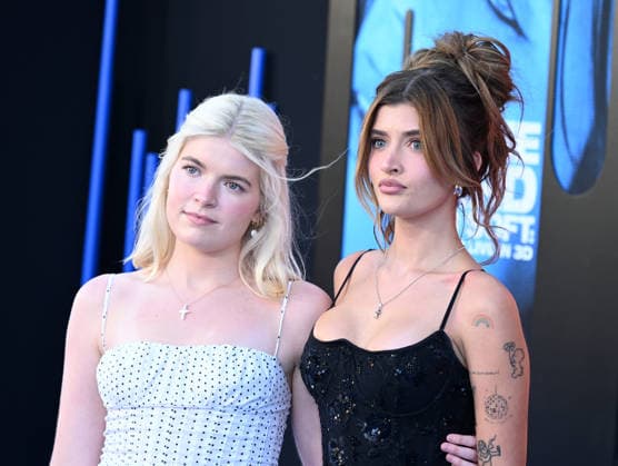 ˜Billie Eilish-Hit Me Hard and Soft: The Tour™ LA Premiere Lola Sheen and Sami Sheen arriving to Paramount Picture™s Billie Eilish-Hit Me Hard and Soft: The Tour™ (Live in 3D) Los Angeles premiere held at the Village Theatre on May 6, 2026 in Westwood, CA. Westwood Village Theatre California USA Copyright: xLeexWattx xAFF-USA.COMx