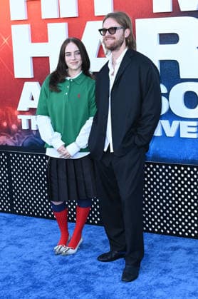 ˜Billie Eilish-Hit Me Hard and Soft: The Tour™ LA Premiere Billie Eilish and Finneas O Connell arriving to Paramount Picture™s Billie Eilish-Hit Me Hard and Soft: The Tour (Live in 3D) Los Angeles premiere held at the Village Theatre on May 6, 2026 in Westwood, CA. Westwood Village Theatre California USA Copyright: xLeexWattx xAFF-USA.COMx