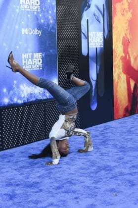 Quenlin Blackwell at arrivals for BILLIE EILISH - HIT ME HARD AND SOFT: THE TOUR (LIVE IN 3D) Premiere, Westwood Village Theatre, Los Angeles, CA, May 06, 2026. Photo By: Elizabeth Goodenough Everett Collection BILLIE EILISH - HIT ME HARD AND SOFT: THE TOUR (LIVE IN 3D) Premiere PUBLICATIONXNOTxINxCANxCHNxFRAxITAxJPNxNORxPOLxRUSxESPxUKxUSA