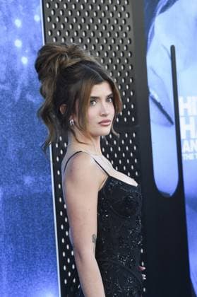Sami Sheen at arrivals for BILLIE EILISH - HIT ME HARD AND SOFT: THE TOUR (LIVE IN 3D) Premiere, Westwood Village Theatre, Los Angeles, CA, May 06, 2026. Photo By: Elizabeth Goodenough Everett Collection BILLIE EILISH - HIT ME HARD AND SOFT: THE TOUR (LIVE IN 3D) Premiere PUBLICATIONXNOTxINxCANxCHNxFRAxITAxJPNxNORxPOLxRUSxESPxUKxUSA