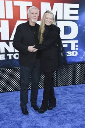 James Cameron, Suzy Amis Cameron at arrivals for BILLIE EILISH - HIT ME HARD AND SOFT: THE TOUR (LIVE IN 3D) Premiere, Westwood Village Theatre, Los Angeles, CA, May 06, 2026. Photo By: Elizabeth Goodenough Everett Collection BILLIE EILISH - HIT ME HARD AND SOFT: THE TOUR (LIVE IN 3D) Premiere PUBLICATIONXNOTxINxCANxCHNxFRAxITAxJPNxNORxPOLxRUSxESPxUKxUSA