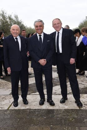 Venice, Pinault Foundation gala dinner on the island of San Giorgio, pictured: François Pinault, Luca de Meo, and François-Henri Pinault  Copyright: xFRANCESCAxVIECELIx xipa-agency.netx xFrancescaxViecelix IPA_Agency_IPA74479770