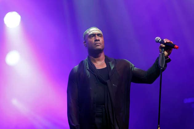 Singer Simon Webbe from the British pop boyband Blue during their performance as part of the 25th Anniversary Tour at the Palladium Cologne Cologne, 06 05 2026 NRW Germany Copyright: xChristophxHardtx
