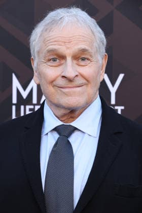 Arrivals for the Los Angeles premiere of Netflix s Marty, Life Is Short at The Egyptian Theatre Featuring: Lawrence Kasdan Where: Los Angeles, California, United States When: 06 May 2026 Credit: Faye s Vision Cover Images EDITORIAL USE ONLY. NOT FOR USE BY NEWSPAPERS BASED IN THE UK. Copyright: xx coverimg55669405