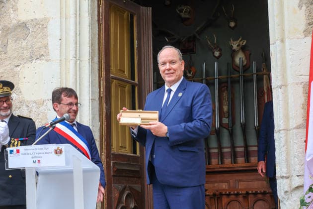 Prince Albert II Visit To Montresor S.A.S. Prince Albert II of Monaco visits Montrésor, Indre-et-Loire, France on May 6, 2026, following the footsteps of one of his ancestors, Imbert de Batarnay (1438-1523). Welcomed by the prefect of Indre-et-Loire and Frédéric Gaultier, mayor of Montrésor, the Sovereign Prince visited the collegiate church where Imbert de Batarnay rests before touring the château and addressing the local population gathered in the park. Photo by Pascal Avenet ABACAPRESS.COM Montresor Indre-et-Loire (37) France  Copyright: xAvenetxPascal ABACAx