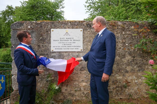 Prince Albert II Visit To Montresor S.A.S. Prince Albert II of Monaco visits Montrésor, Indre-et-Loire, France on May 6, 2026, following the footsteps of one of his ancestors, Imbert de Batarnay (1438-1523). Welcomed by the prefect of Indre-et-Loire and Frédéric Gaultier, mayor of Montrésor, the Sovereign Prince visited the collegiate church where Imbert de Batarnay rests before touring the château and addressing the local population gathered in the park. Photo by Pascal Avenet ABACAPRESS.COM Montresor Indre-et-Loire (37) France  Copyright: xAvenetxPascal ABACAx