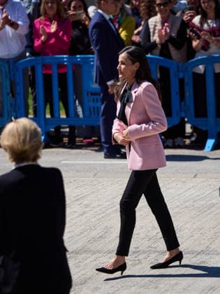 Queen Letizia presides over the World Red Cross and Red Crescent Day in Pamplona Queen Letizia presides over the main ceremony in commemoration of the World Red Cross and Red Crescent Day, at the Museum of the University of Navarra, on May 7, 2026, in Pamplona, Comunidad Foral de Navarra Spain During the ceremony, the Spanish Red Cross awarded its Gold Medals 2026 to individuals and organizations whose achievements have had a great social impact 07 MAY 2026 Pamplona, Comunidad Foral de Nav Nav Pamplona, Comunidad Foral de Nav Spain  Copyright: xEduardoxSanzx 7505684