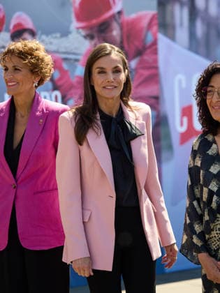 Queen Letizia presides over the World Red Cross and Red Crescent Day in Pamplona Queen Letizia presides over the main ceremony in commemoration of the World Red Cross and Red Crescent Day, at the Museum of the University of Navarra, on May 7, 2026, in Pamplona, Comunidad Foral de Navarra Spain During the ceremony, the Spanish Red Cross awarded its Gold Medals 2026 to individuals and organizations whose achievements have had a great social impact 07 MAY 2026 Pamplona, Comunidad Foral de Nav Nav Pamplona, Comunidad Foral de Nav Spain  Copyright: xEduardoxSanzx 7505693