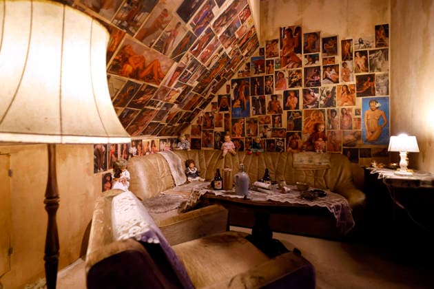 The run-down apartment of Fritz Honka, as it was filmed in the story The Golden Glove, on display in the True Crime exhibition Serial Killer in Cologne Ehrenfeld Cologne, 07 05 2026 NRW Germany Copyright: xChristophxHardtx