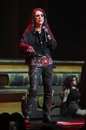 Alice Cooper performs during Alice s Attic Tour at The Broward Center For The Performing Arts on May 6, 2026 in Fort Lauderdale, Florida. Featuring: Alice Cooper Where: Fort Lauderdale, Florida, United States When: 06 May 2026 Credit: Robert Bell INSTARimages EDITORIAL USE ONLY. NOT FOR USE BY NEWSPAPERS BASED IN THE UK. Copyright: xx instar55670882
