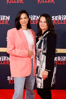 Presenter Amira Aly with her mother Mirjam Svetnik at the opening of the True Crime exhibition Serial Killers in Cologne Ehrenfeld Cologne, 07 05 2026 NRW Germany Copyright: xChristophxHardtx