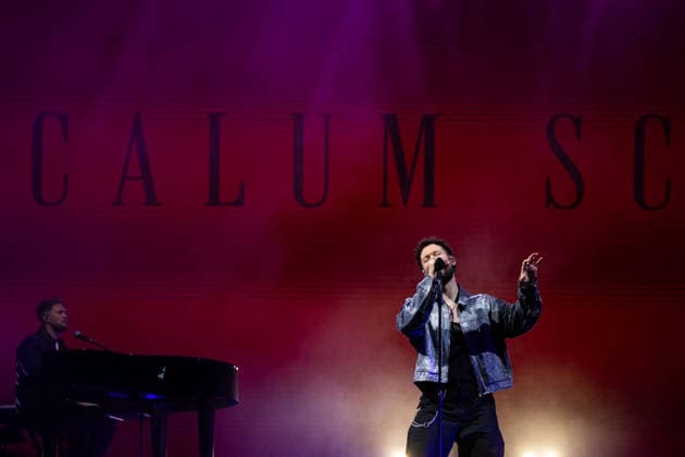 May 7, 2026, Porto, Portugal: British singer Calum Scott performs on stage during the Queima das Fitas 2026 festival at the Queimodromo in Porto. Porto Portugal - ZUMAs197 20260507_aaa_s197_175 Copyright: xDiogoxBaptistax
