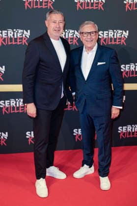 Joachim Llambi and Jan Hofer at the premiere of Serial Killer The True Crime Exhibition at Oskar Jäger Straße 99 Cologne, 07 05 2026 Foto:xR.xSchmiegeltx xFuturexImagex serienkiller_6515