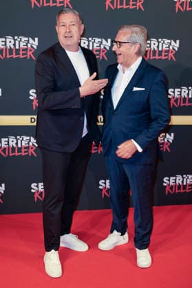 Joachim Llambi and Jan Hofer at the premiere of Serial Killer The True Crime Exhibition at Oskar Jäger Straße 99 Cologne, 07 05 2026 Foto:xR.xSchmiegeltx xFuturexImagex serienkiller_6516