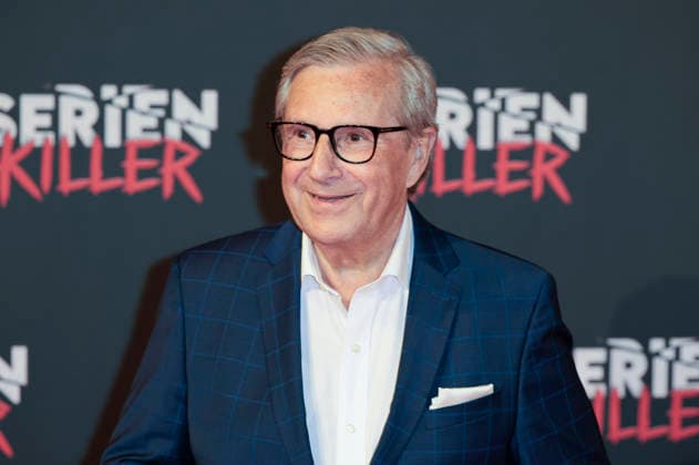 Jan Hofer at the premiere of Serienkiller Die True Crime exhibition at Oskar Jäger Straße 99 Cologne, 07 05 2026 Foto:xR.xSchmiegeltx xFuturexImagex serienkiller_6525